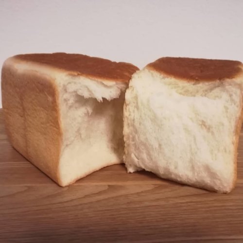 食パン