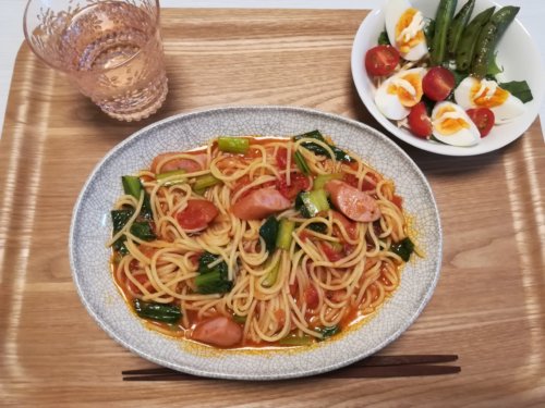 パスタ、サラダ