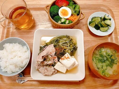 豚肉と水菜と豆腐の煮物